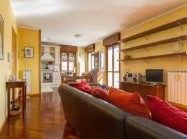 Bright house with 2 bedrooms & a unique terrace
