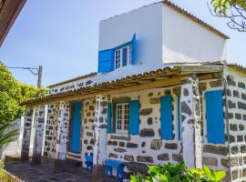 Casa Santa, vacation home in Ribeira Grande