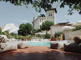Villa Paradiso Charme&Design, hotel com estacionamento em Arquata Scrivia