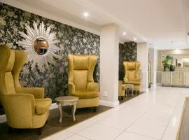 Hotel 224 & Apartments
