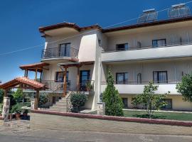 Guesthouse Evi Maria, hotel with parking in Angistron