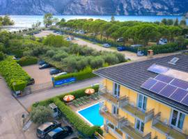 Hotel Roma, hotel en Nago-Torbole