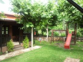 Complejo Camping La Mata, hotel in Madrigal de la Vera