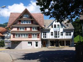 Zwinglis Ferienwohnung, hotel s parkováním v destinaci Nesslau