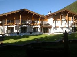 Residenza e Appartamenti Le Colonnine, aparthotel u gradu 'Pozza di Fassa'