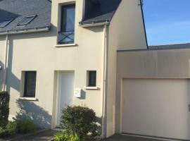 Voltaire, hotel in La Turballe