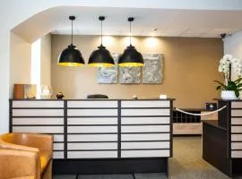 Primo Hotel B&B with Free Parking