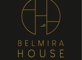 Belmira House Cedritos, hotelli Bogotássa lähellä maamerkkiä Centro Comercial Monteverde