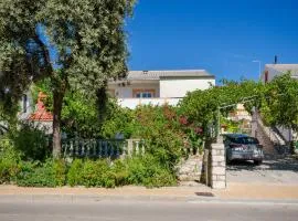 Apartments Elvira