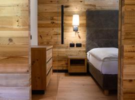 Hotel Crozzon, hotell i Madonna di Campiglio