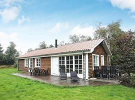 Holiday Home Lyngstien, будинок для відпустки у місті Torup Strand