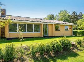 6 person holiday home in Fars, holiday home in Farsø