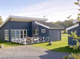 6 person holiday home in Gudhjem, cabaña o casa de campo en Gudhjem