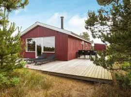 Three-Bedroom Holiday home in Rømø 35、Bolilmarkのコテージ