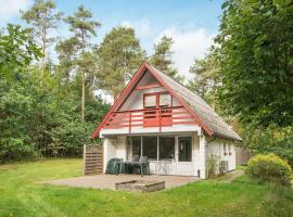 5 person holiday home in Ebeltoft, hotel a Øksenmølle