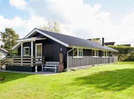 6 person holiday home in Juelsminde-By Traum, hotel Juelsmindében