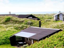 Two-Bedroom Holiday home in Løkken 25, hotelli kohteessa Grønhøj