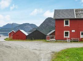 Holiday home Måndalen – dom wakacyjny w mieście Innfjorden