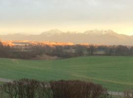 Ausblick - Auszeit, hotel amb aparcament a Rimsting