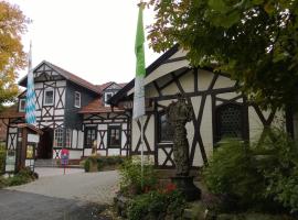 Landhotel Vierjahreszeiten, hotel v destinaci Bad Königshofen im Grabfeld