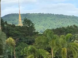 B&B Forest Hill Khao Yai, οικογενειακό ξενοδοχείο σε Noen Hom
