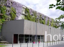 B&B HOTEL Lille Centre Grand Palais