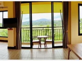 Baan Sakuna Hotel