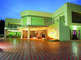 Hotel Srivatsa Regency, hotel v destinaci Pudunagaram