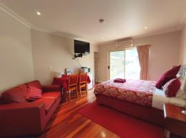 Angela's Beach Stays, nhà nghỉ B&B ở Apollo Bay