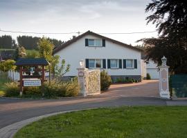 Haus Kottenborn am Nürburgring, alojamento para férias em Kottenborn