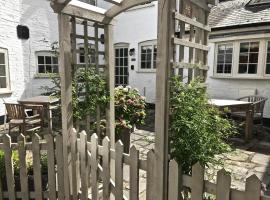 Courtyard Cottages Lymington, 2 Adults only – dom wakacyjny 