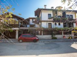 Oazis Family Hotel, hotel em Lovech