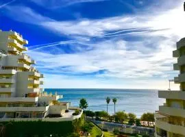 Estudios y Apartamentos Benal Beach
