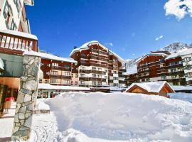 Le Rond Point des Pistes - 4 personnes - Tignes Val Claret 2100m - skis aux pieds、ティーニュのホテル