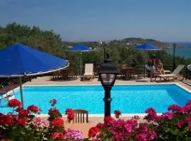 Aeriko Benovias Rooms & Apartments