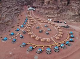 Memories Aicha Luxury Camp, glamping site sa Wadi Rum