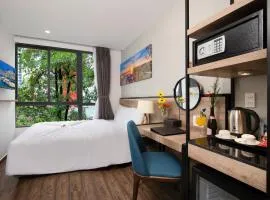 TITAN HOTEL - Formerly known as Golden Lotus Central Hotel