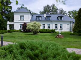 Dwór w Zabużu – hotel w mieście Zabuże