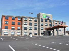 Holiday Inn Express & Suites Clarion by IHG, hotel v destinaci Clarion