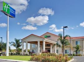 들라노에 위치한 호텔 Holiday Inn Express Delano Highway 99, an IHG Hotel