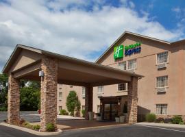 Holiday Inn Express Mount Pleasant- Scottdale, an IHG Hotel, hotel near Arnold Palmer Regional Airport - LBE, Mount Pleasant