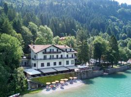 Lago Park Hotel, romantic hotel in Molveno