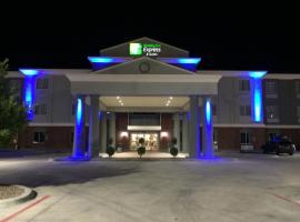 Holiday Inn Express Hotel and Suites Fort Stockton, an IHG Hotel โรงแรมในฟอร์ตสต็อกตัน