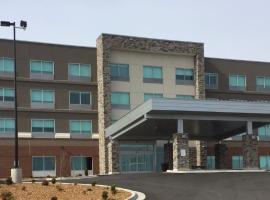 Holiday Inn Express & Suites Danville, an IHG Hotel, hotelli kohteessa Danville
