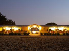 The Stables, Beaulieu Kyalami, hotel poblíž významného místa Theatre on the Track, Midrand