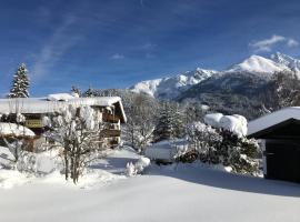 Landhaus Frenes Apartments, casa rural en Seefeld in Tirol