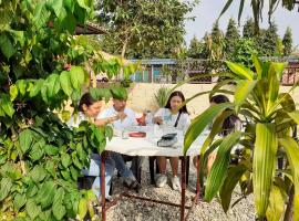 Hotel Tiger Tops Sauraha, hotell sihtkohas Sauraha