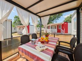 Camping Adria Mobile Home Park Umag, hotell Umagis