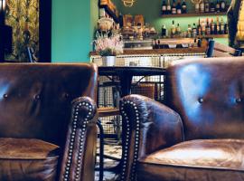 Winederful Hostel & Café