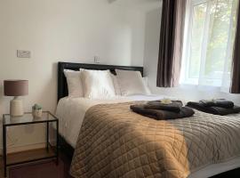 Serviced Apartment Bristol One-Bedroom Southmead Hospital MOD Airbus, Ferienwohnung in Bristol
